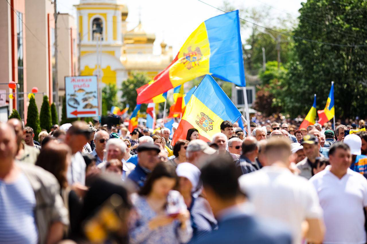 Молдавия 2023. Митинг Гагаузия. Оппозиция Молдова митинг. Молдова люди. Бельцы митинг.