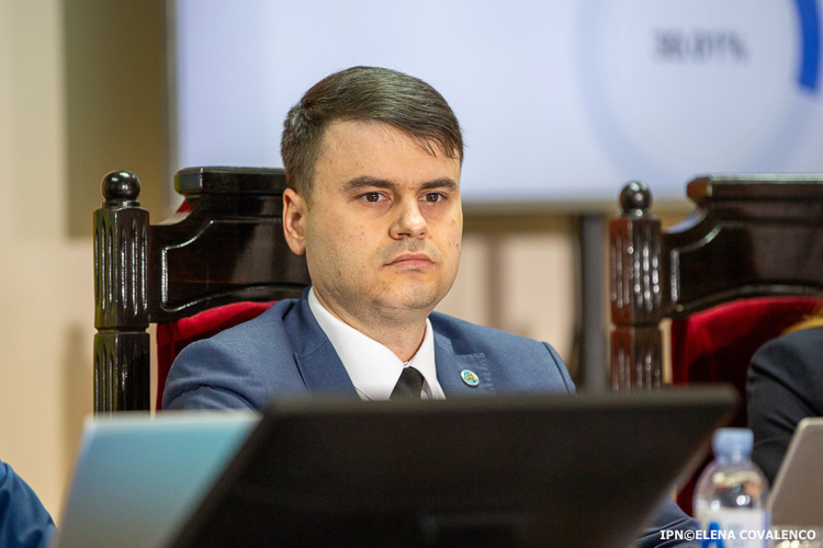 Berlinschii: „Cum putem susține miniștri dacă nu le știm background-ul?”