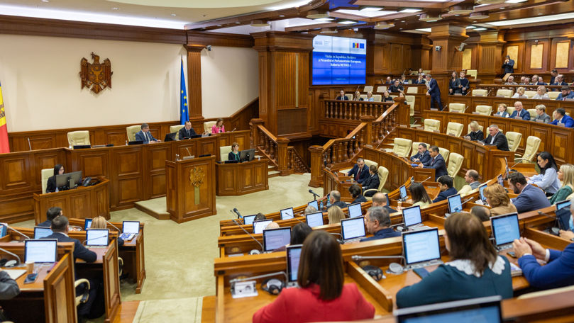 Moldova extinde cooperarea externă: 54 de grupuri parlamentare de prietenie create