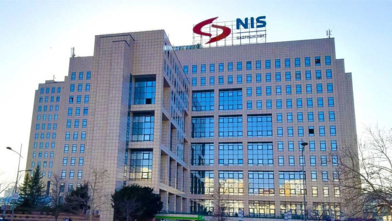 Rusia vinde participația la compania petrolieră sârbă NIS pentru a evita sancțiunile