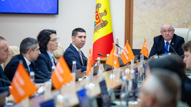 Moldova demarează negocierile cu România pentru scutirea de vize pentru diplomați și oficiali de stat