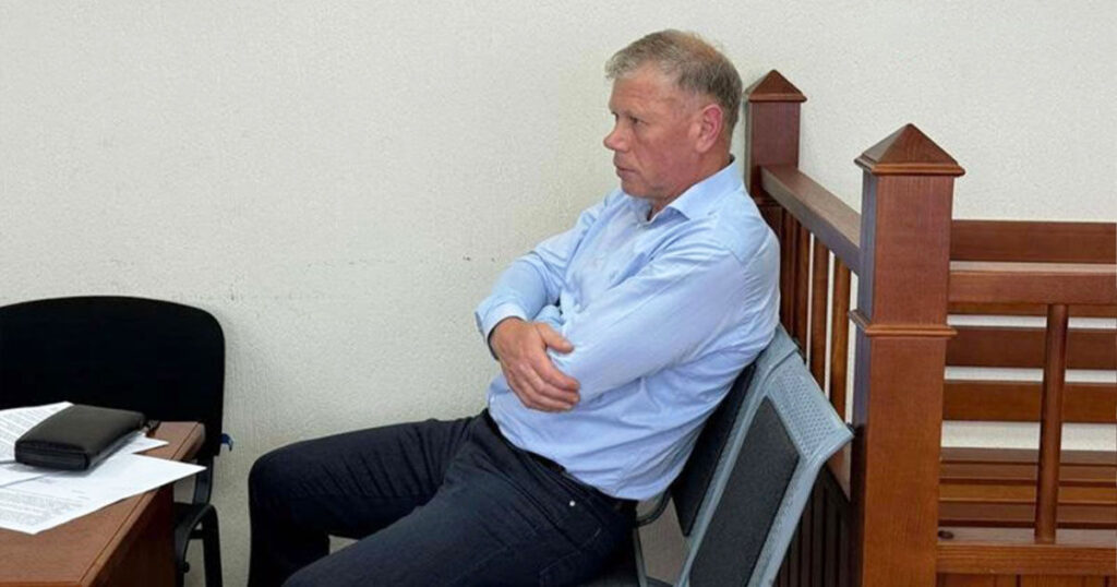 Instanța amenință să-i limiteze lui Ciochină dreptul la probe, din cauza absenței martorilor