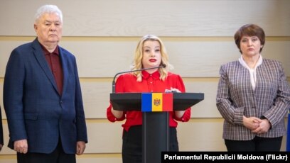 Fracțiunea PCRM a părăsit Parlamentul în semn de protest la sesiunea festivă