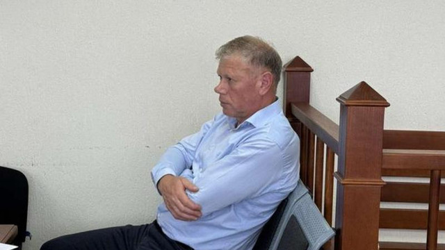 Procurorii PCCOCS: Fostul primar Ciochină ar fi torturat un bărbat cu probleme la picioare