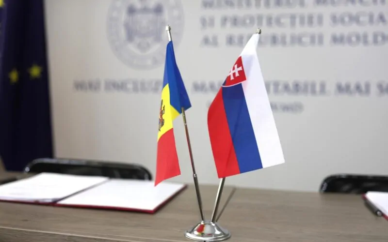 Acord social Moldova–Slovacia: drepturi extinse la pensii și indemnizații pentru migranți