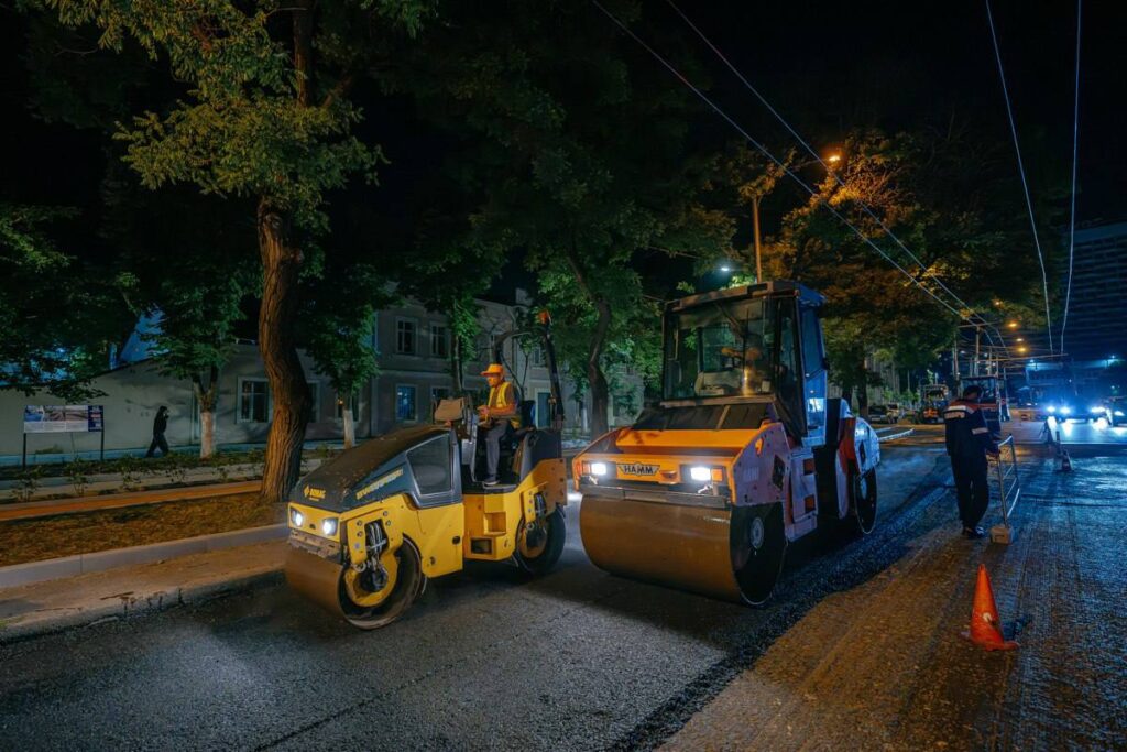Bulevardul Iurii Gagarin din Chișinău, închis pe timpul nopții pentru continuarea lucrărilor de asfaltare
