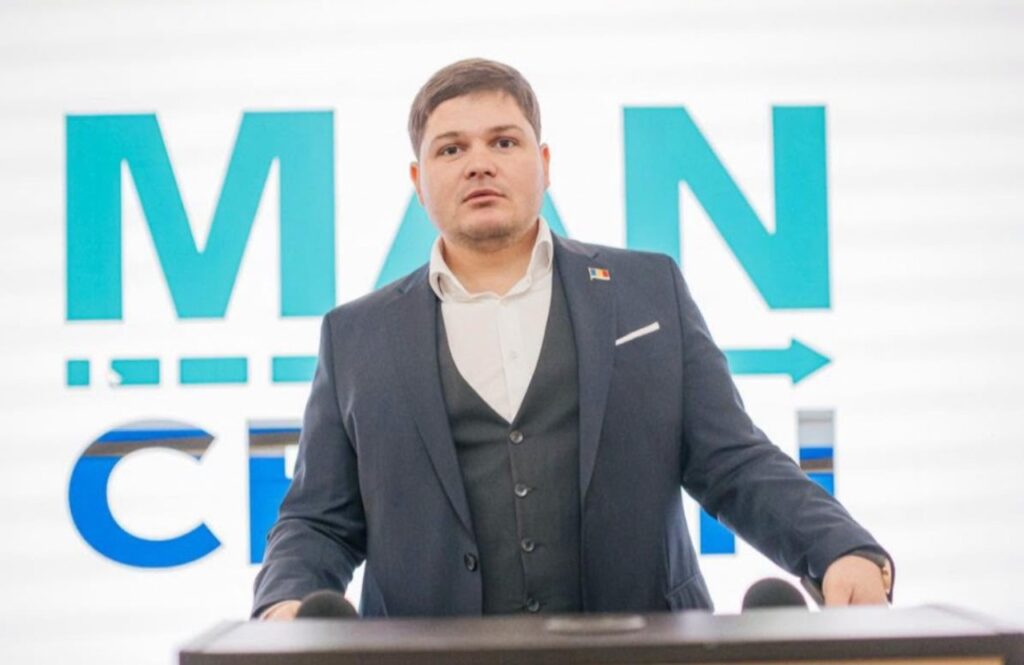 Consilierul municipal Ion Onța, cercetat pentru escrocherie, face public un apel cu amenințări și limbaj licențios