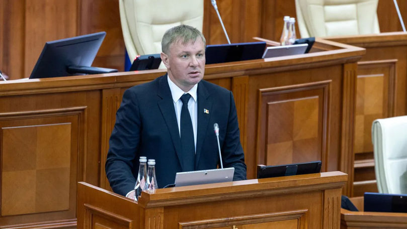 Deputatul Constantin Cuiumju cere Guvernului sedii de stat pentru ANRE și Energocom: „Se cheltuie milioane pe chirii”