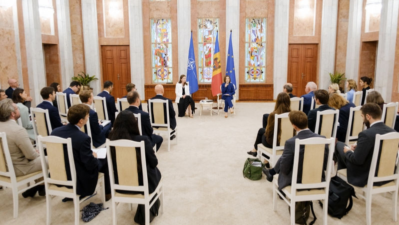 Prima vizită a Comitetului Politic al NATO la Chișinău din ultimii peste zece ani. Ce a discutat Maia Sandu cu oficialii Alianței