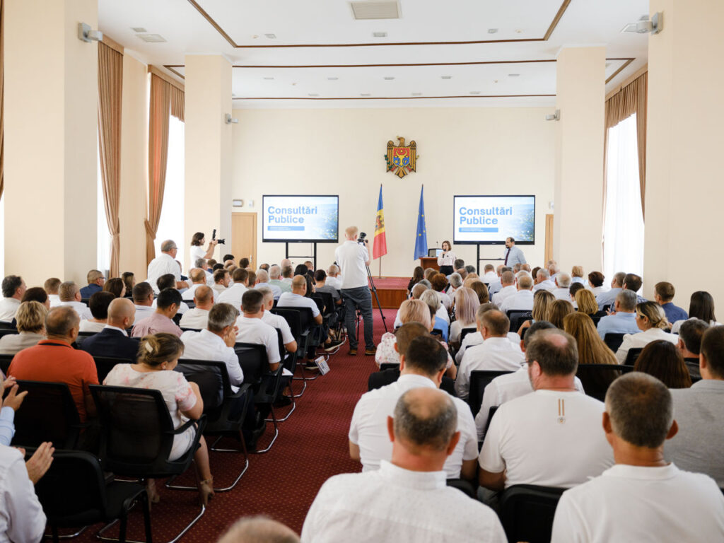 Guvernul discută cu peste 400 de primari despre investițiile în localitățile care se amalgamează