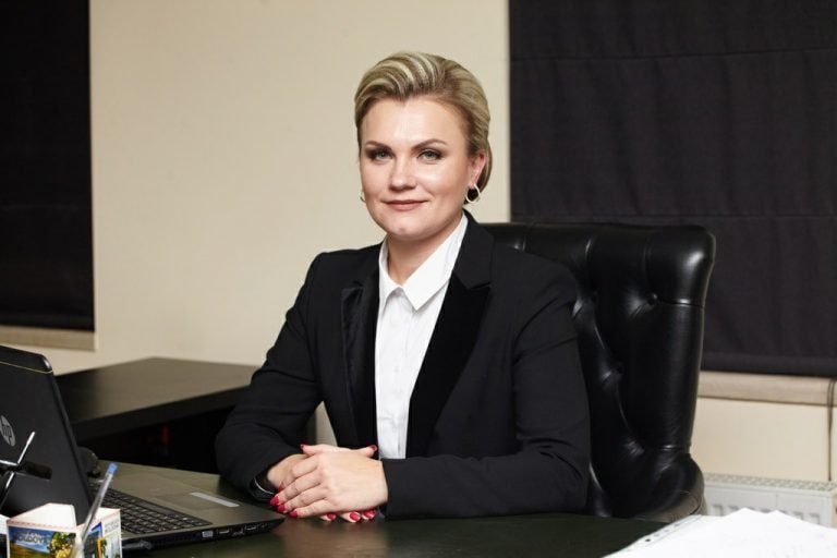„Nu poți construi o țară europeană distrugând, în grabă și fără consimțământ, instituția cea mai apropiată de cetățean: primăria satului și a orașului său!”