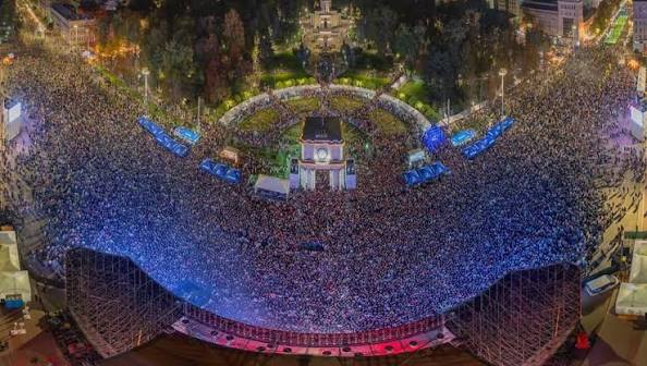 Pregătirile sunt pe ultima sută de metri pentru concertul de Hramul Capitalei. Cine va urca pe scenă