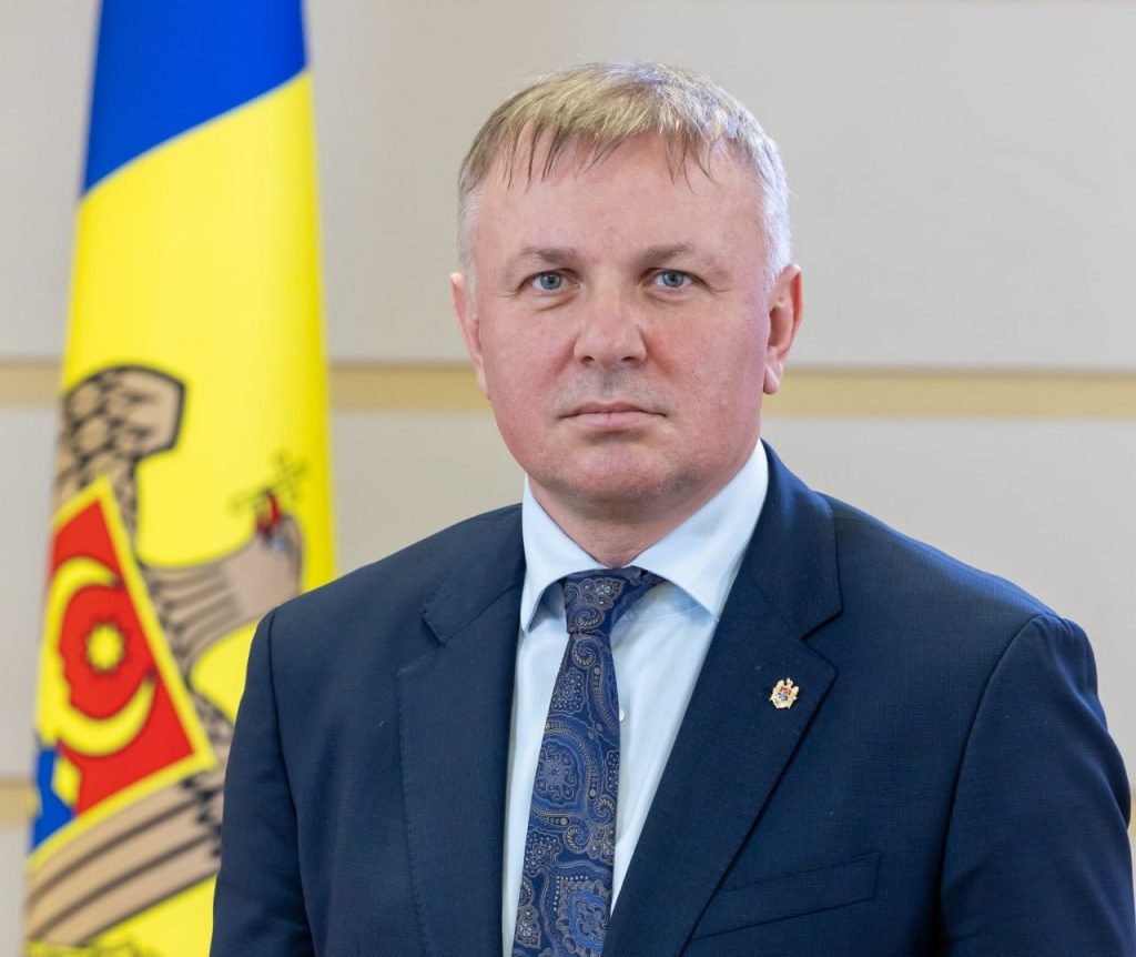 TVA de 20% pentru coletele comandate online: deputatul Partidului Nostru, Constantin Cuiumju, avertizează că Guvernul nu știe încă cum va încasa banii